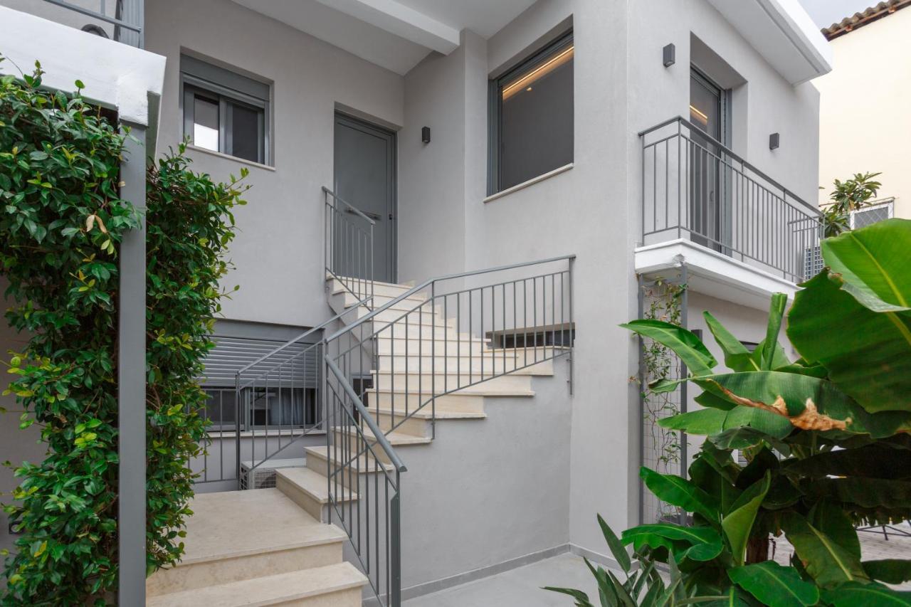 Studio W/King Size Bed Near The Heart Of Calamata Exterior foto