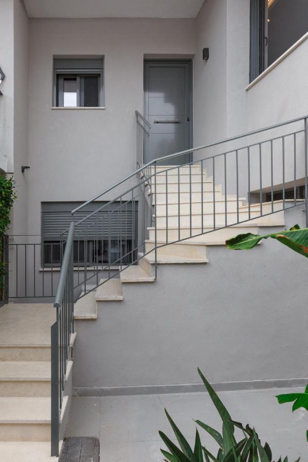 Studio W/King Size Bed Near The Heart Of Calamata Exterior foto