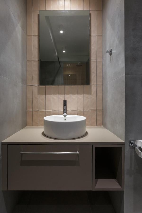 Studio W/King Size Bed Near The Heart Of Calamata Exterior foto