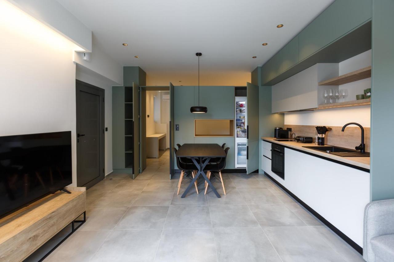 Studio W/King Size Bed Near The Heart Of Calamata Exterior foto